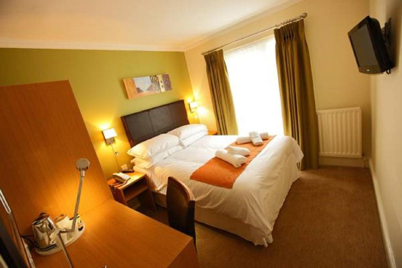 Rose And Crown Hotel Porthcawl Bagian luar foto